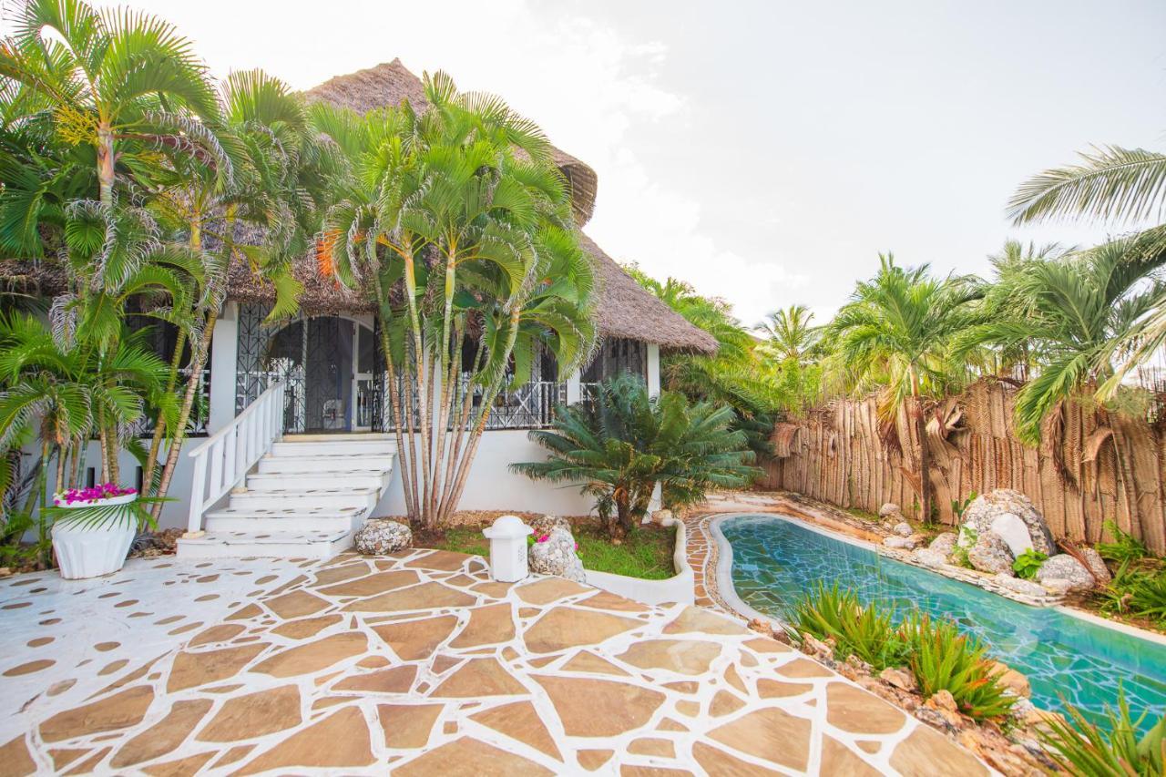 Nuri Boutique Hotel & Villas Msambweni Exteriör bild