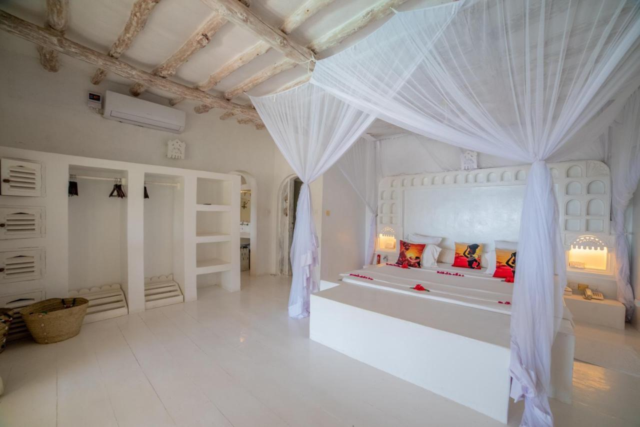 Nuri Boutique Hotel & Villas Msambweni Exteriör bild
