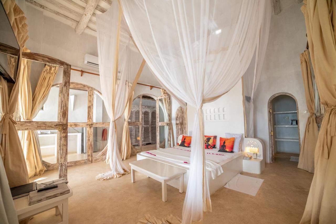 Nuri Boutique Hotel & Villas Msambweni Exteriör bild