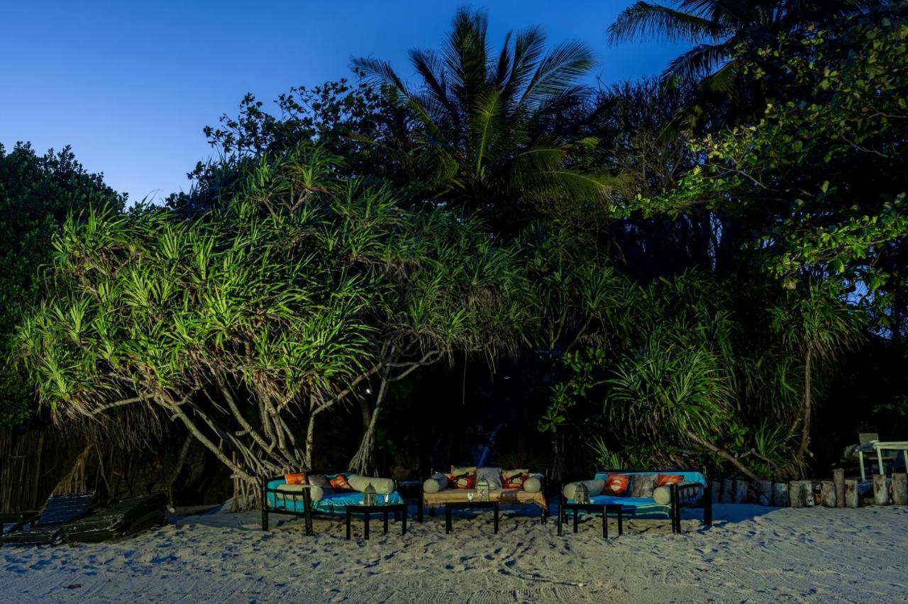 Nuri Boutique Hotel & Villas Msambweni Exteriör bild