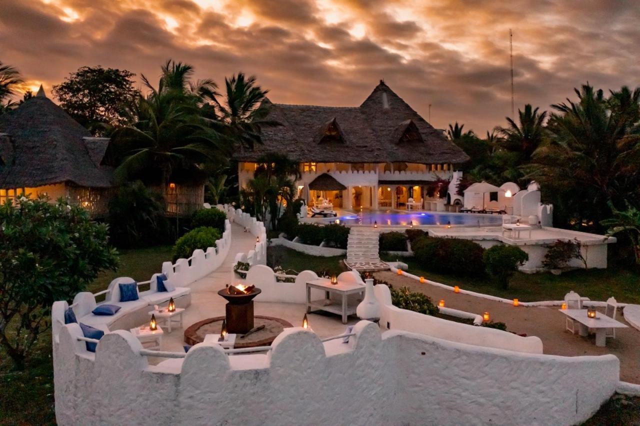 Nuri Boutique Hotel & Villas Msambweni Exteriör bild