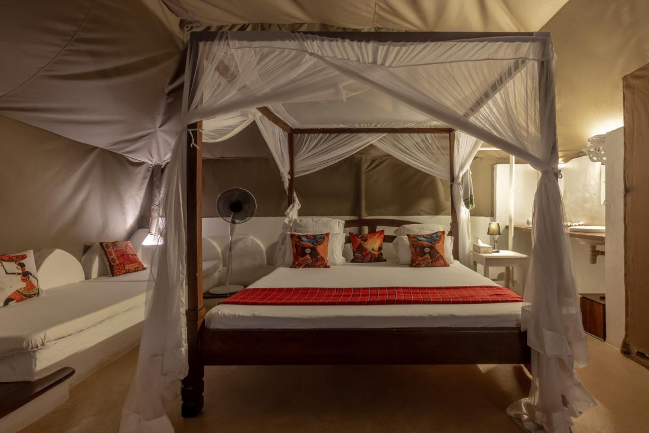 Nuri Boutique Hotel & Villas Msambweni Exteriör bild